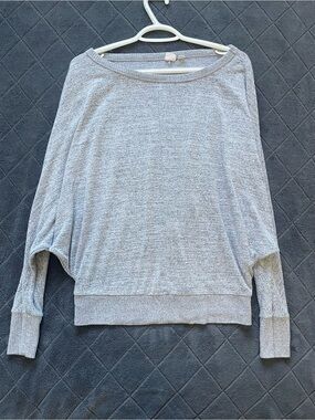 GAP Off The Shoulder Flowy Top